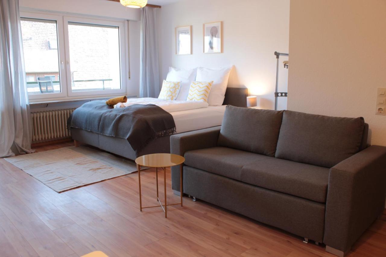 Zentral. Stylisch. Balkon & Parkplatz. Netflix Apartment ฮอลซ์การ์ลิงเกิน ภายนอก รูปภาพ